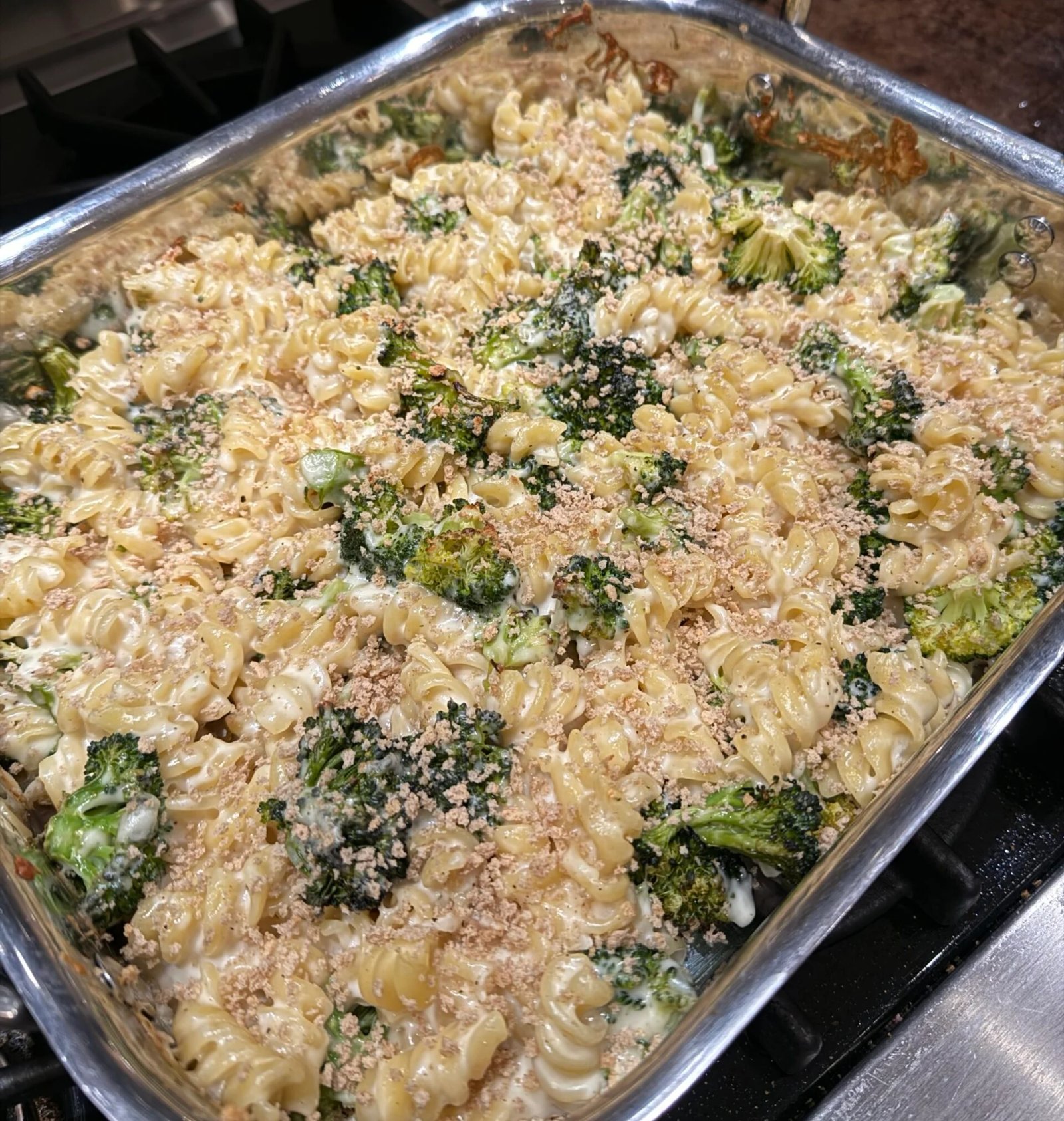 Mac n cheese with broccoli